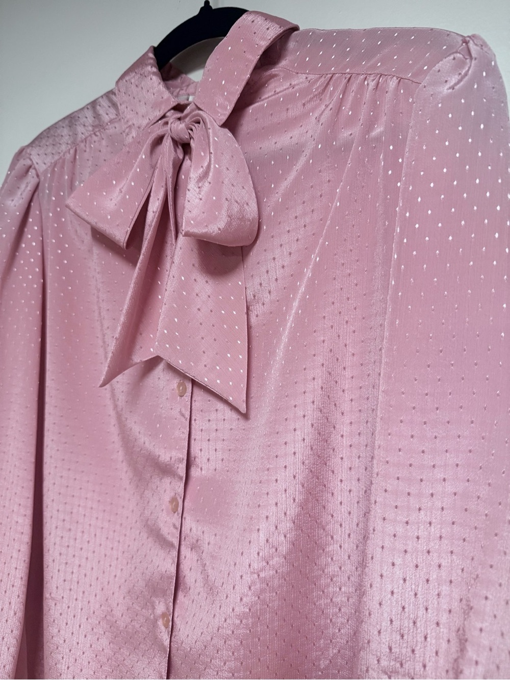 Vintage 1970s/80s Mauve Bow Secretary Blouse Silky Pin-Dot *size note* Romantic - Picture 10 of 15